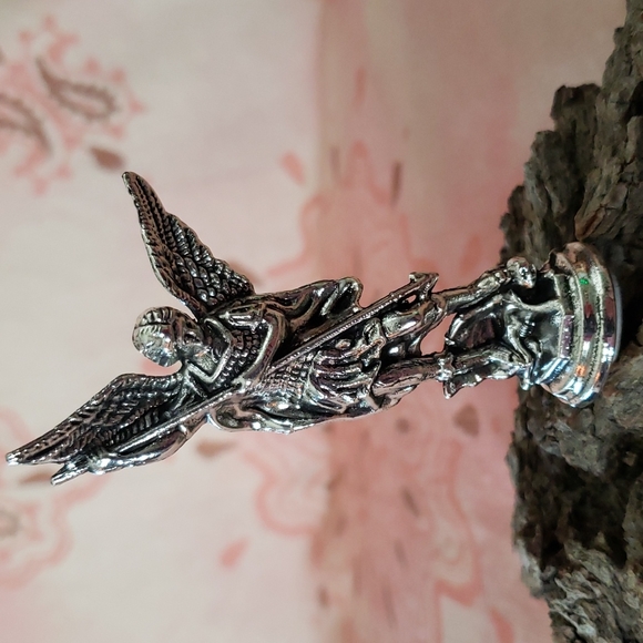 (B) St Michael Statue Catholic Angel Angel Statue - Picture 12 of 12